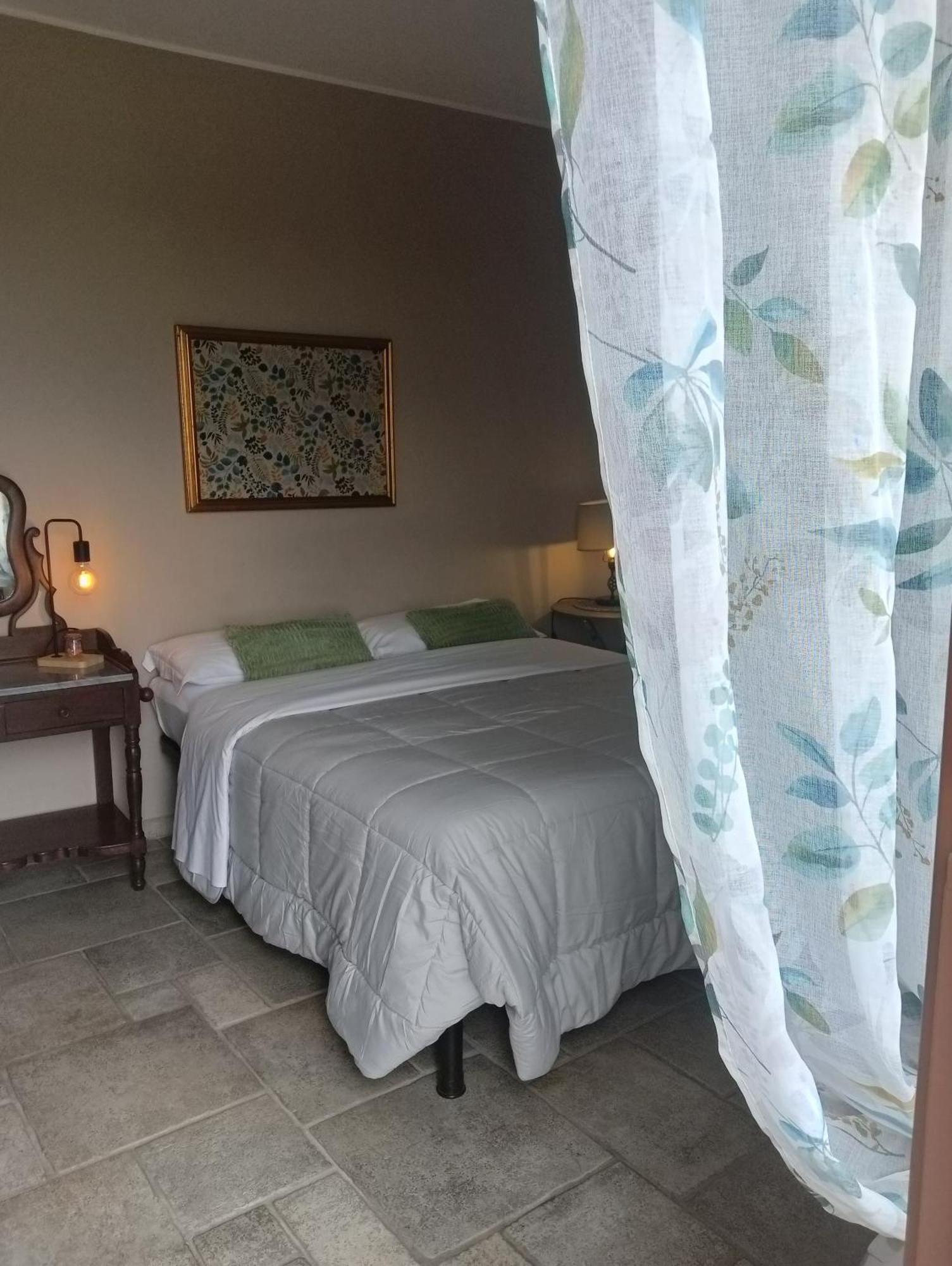 Il Borgo B&B Castellinaldo 外观 照片